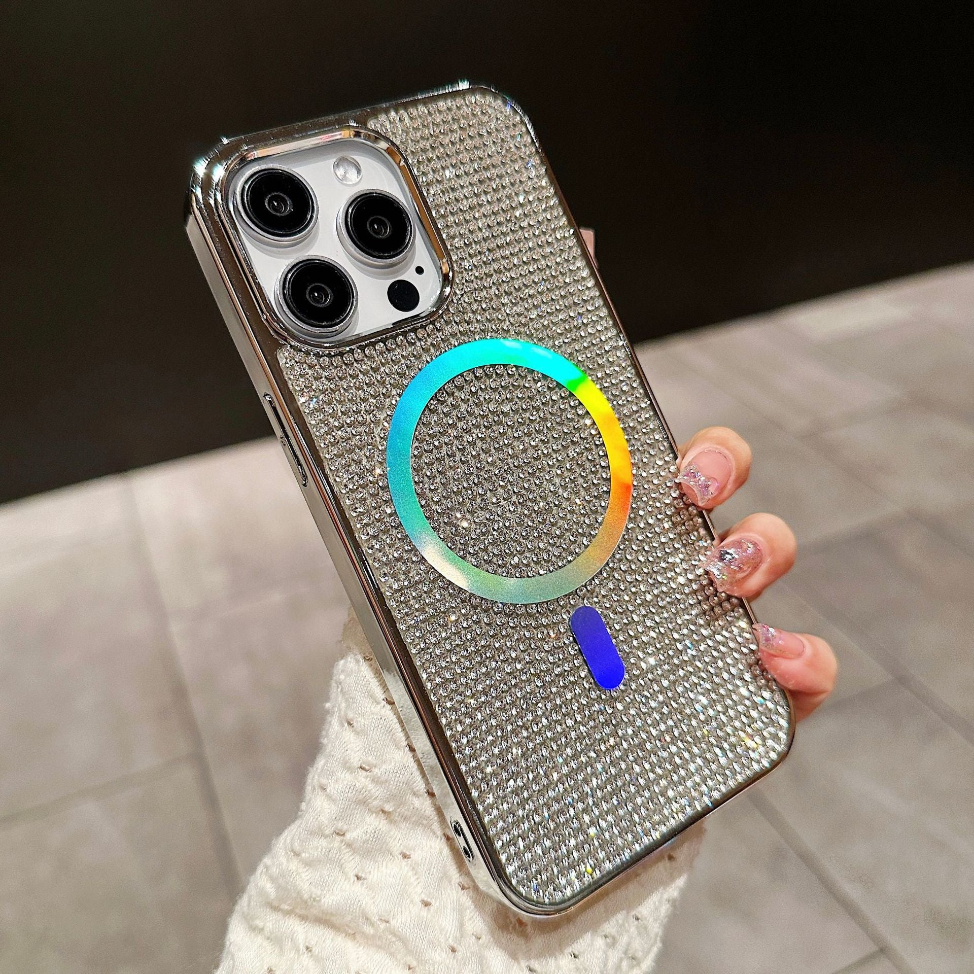 iPhone - Luxury Diamond Magnetic Case