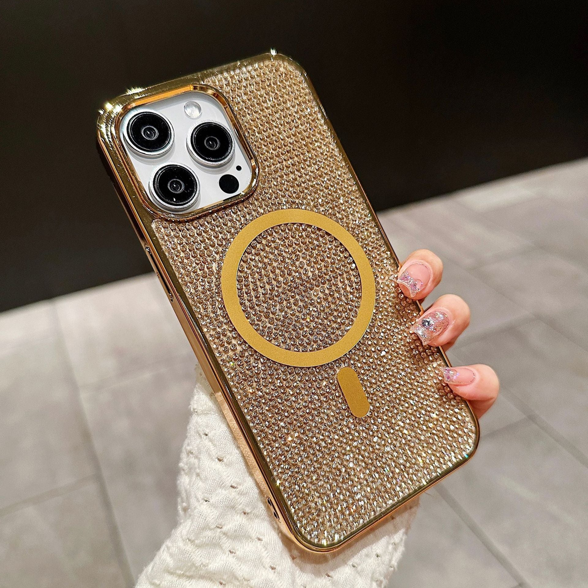 iPhone - Luxury Diamond Magnetic Case