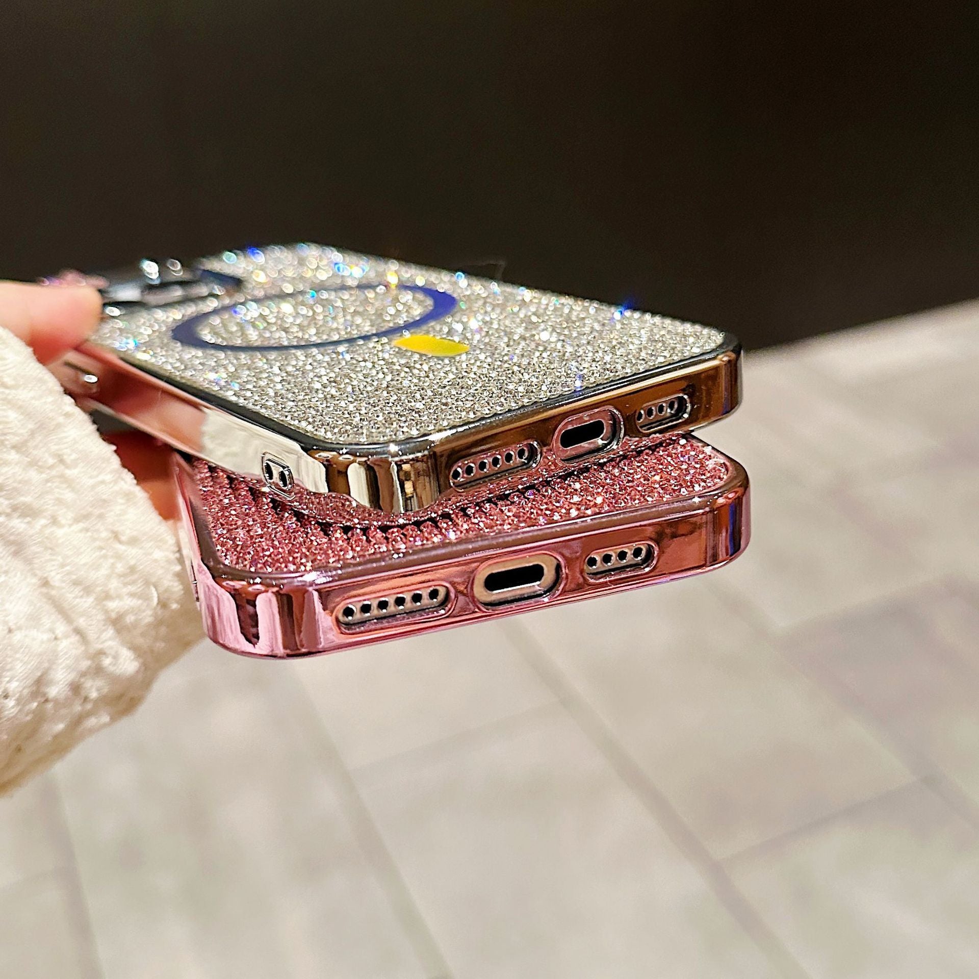 iPhone - Luxury Diamond Magnetic Case