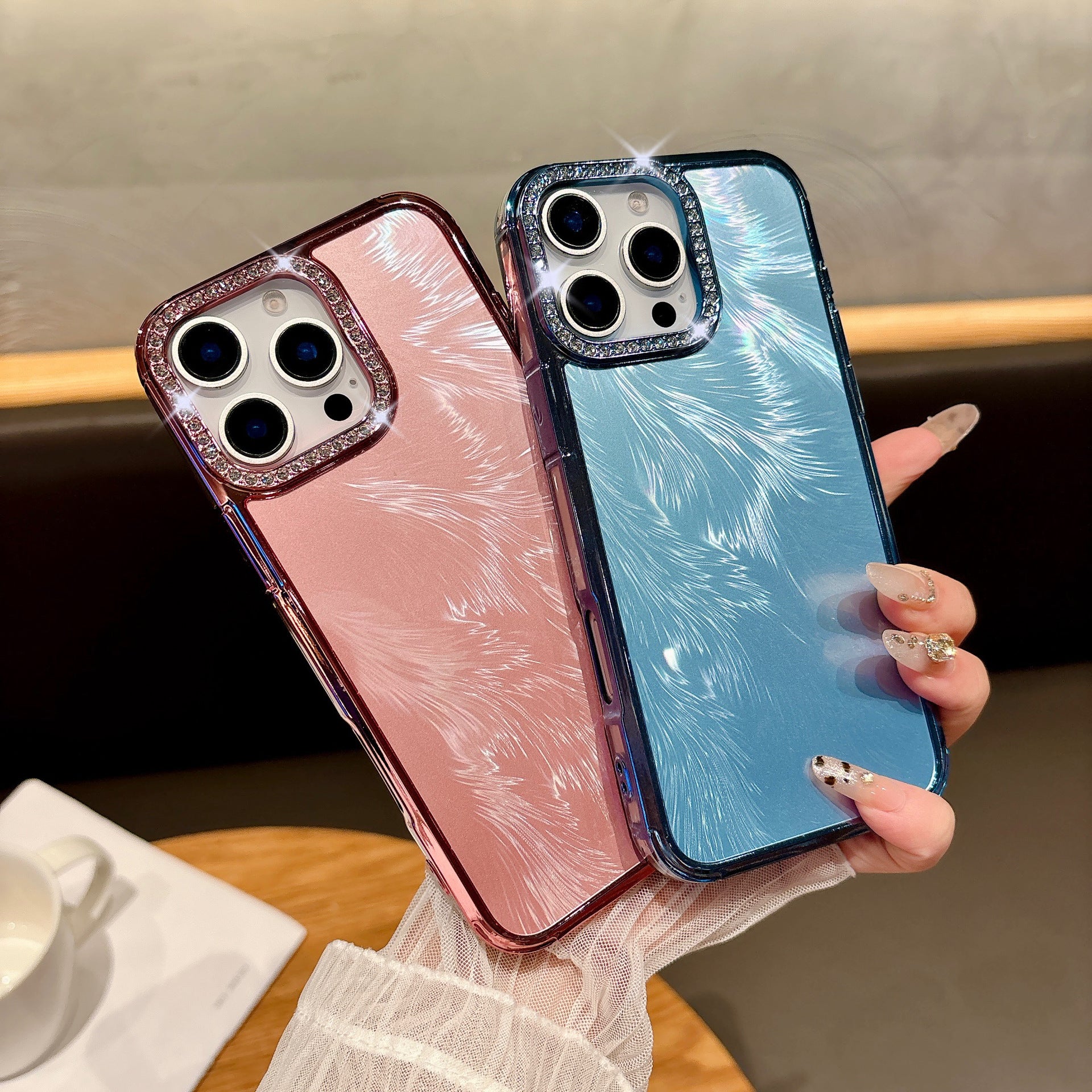 iPhone - Feather Gauze Shell Case